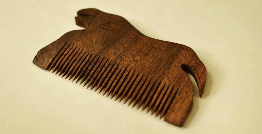 Wooden comb ~ Tribal markings { 3 }